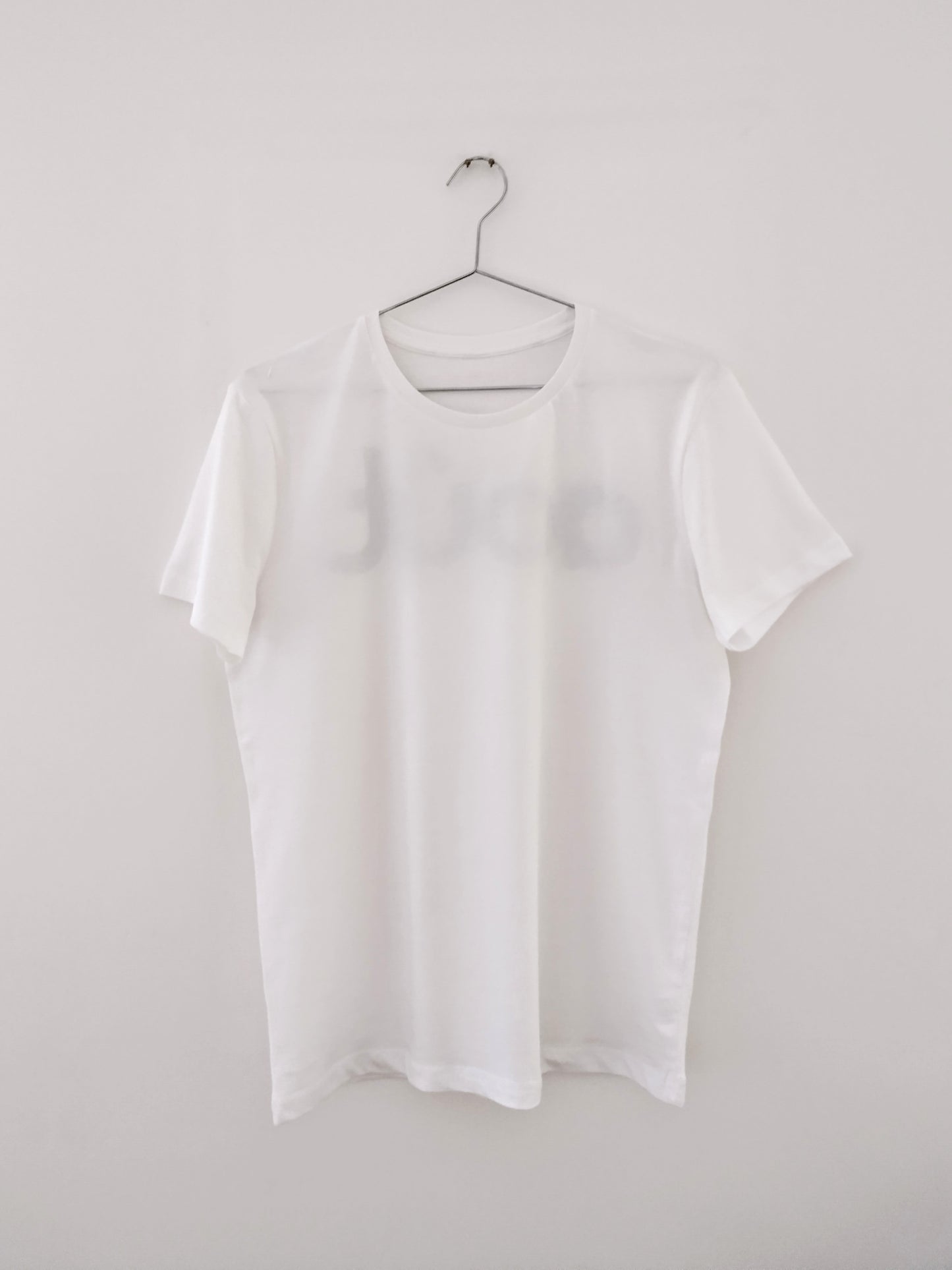 Août organic cotton white tshirt