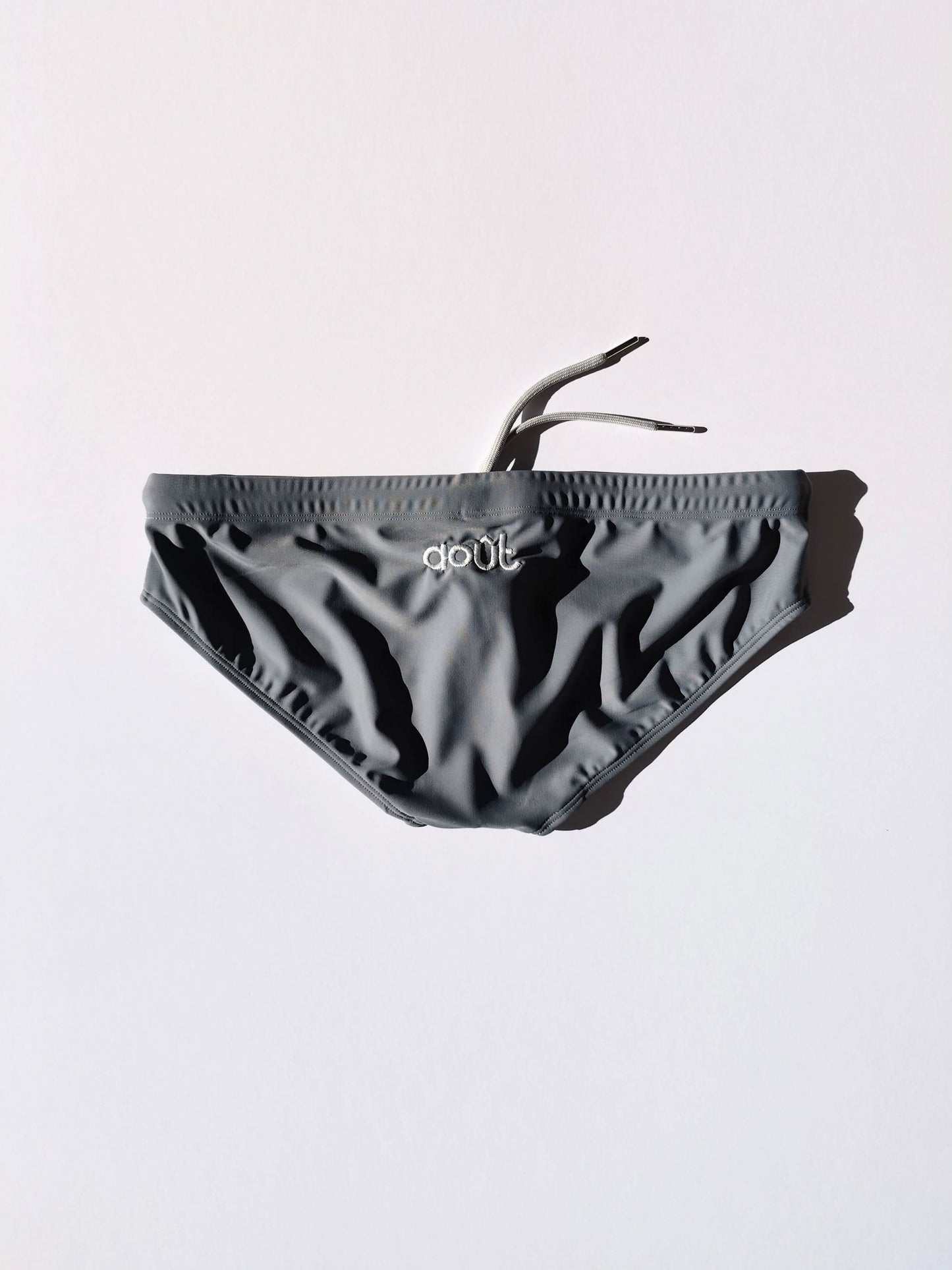 Août swim brief 001 Minimal Grey