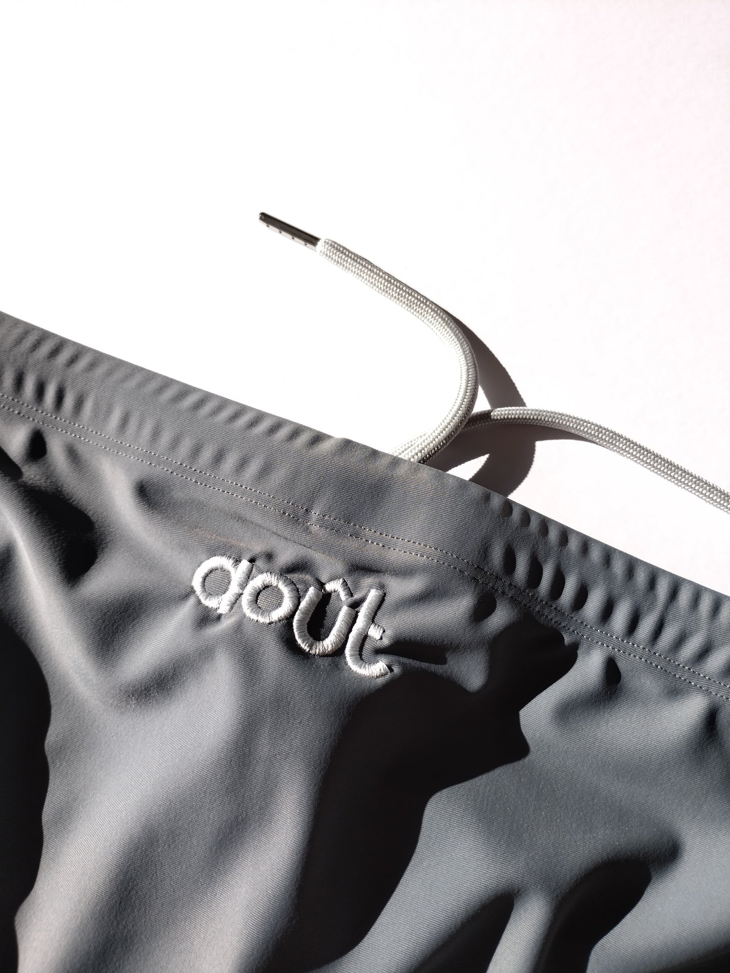 Août swim brief 001 Minimal Grey